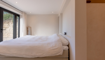 Resa estates Geraldine te koop finca noorden north ibiza sale bathroom bedroom side .jpg